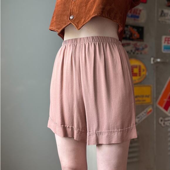 Vintage Pants - Vintage 80s High Waist Rayon Shorts | Bias Cut Wide Leg | USA Made | S–M